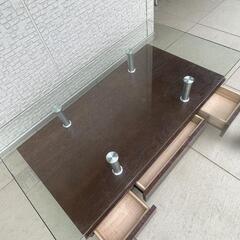 ガラス机(3000円)の画像