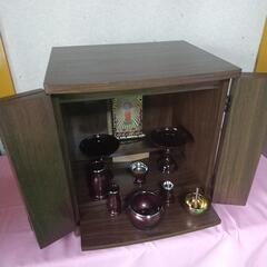 　新品　仏具付仏壇　完全閉店処分品　モダン仏壇　宇部市内配送無料。の画像