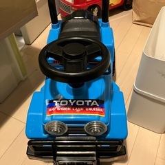 足蹴り車