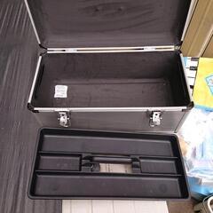 アルミ製工具箱