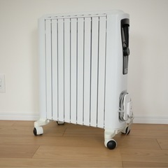 デロンギ オイルヒーター RHJ65L0915（9〜13畳用）の画像