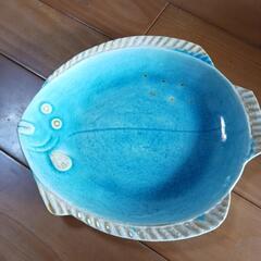 魚の食器の画像