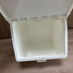 ゴミ箱（stacksto pelican garbee）の画像