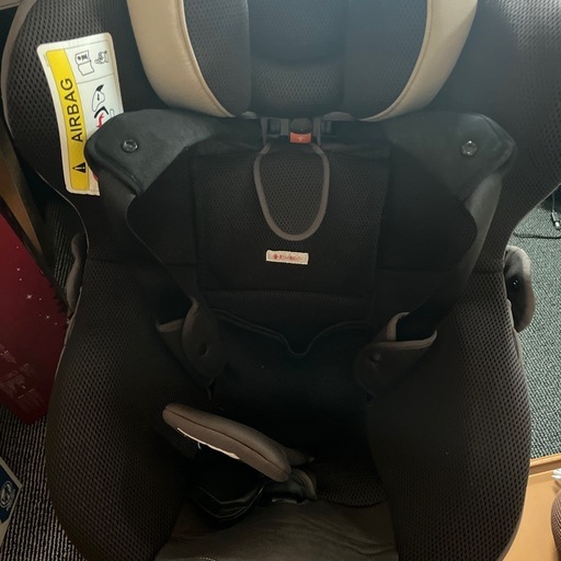 チャイルドシート エールべべ クルット5i グランス