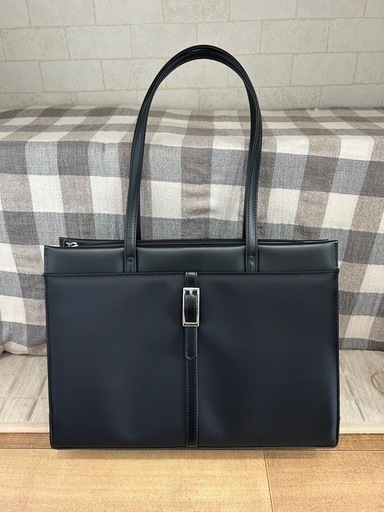 肩掛けカバン (みみむ) 南浦和のバッグ《ショルダーバッグ》の中古  