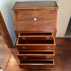 木製　デスクの画像