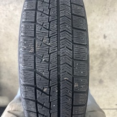 スタッドレスタイヤ！バリ目！【中古タイヤ】ブリジストン VRX 155/65r14 4本の画像
