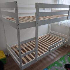 IKEA　子供用二段ベッド