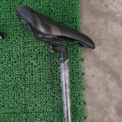 0420-058 スポーツバイク サドル
