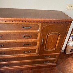 木製　ダンスの画像