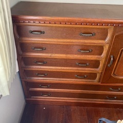 木製　ダンスの画像