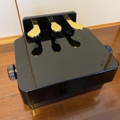ピアノ　補助ペダル