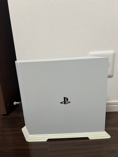 PlayStation4 Pro グレイシャー・ホワイト 1TB CUH-7200BB02