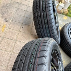 新品ブラックホイール&新品タイヤ4本セット14×4.5J軽自動車の画像