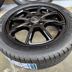 新品ブラックホイール&新品タイヤ4本セット14×4.5J軽自動車の画像