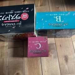 値下げ　
ワンピースフィギュア　3体セットの画像