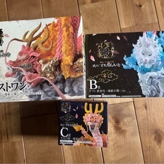 値下げ　
ワンピースフィギュア　3体セット