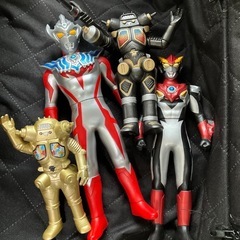 ウルトラマン　ソフビ　フィギア　本日限定