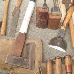 【必見】😄あなたは今日から宮大工❗『✨手入れ済み✨』プロの大工道具一式『ノコギリ、のみ、カンナ、手斧、斧、水準器、砥石、差し金』の画像