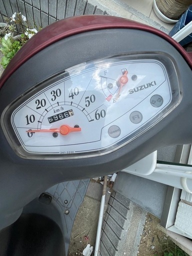 スズキ レッツ4 。