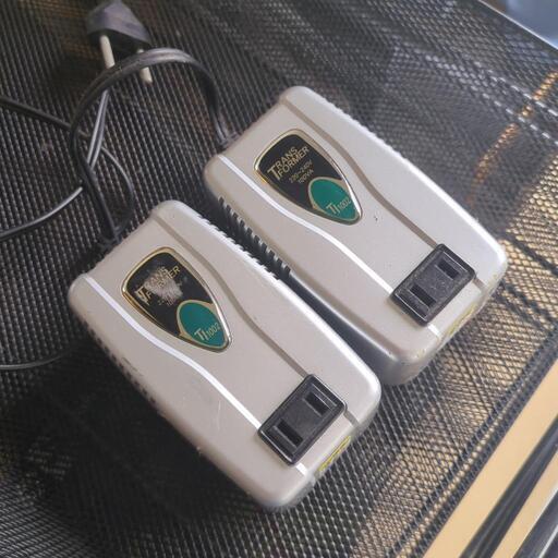 カシムラ 海外用変圧器 ダウントランス 240V 100W TI-1002 (sk カシムラ 海外用変圧器 ダウントランス 240V 100W TI-1002 (sk