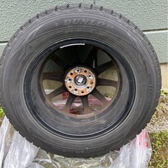 DUNLOP215/60R16 95Q スタッドレス4本セット「付属品有」 WINTER MAXX 02 4本 スタッドレスタイヤ 215/60R16 95Q