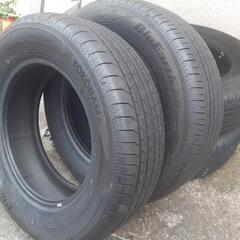 196/65R15 タイヤ4本、ホンダステップワゴンなどの画像
