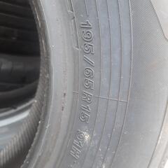 196/65R15 タイヤ4本、ホンダステップワゴンなどの画像