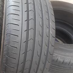 196/65R15 タイヤ4本、ホンダステップワゴンなどの画像