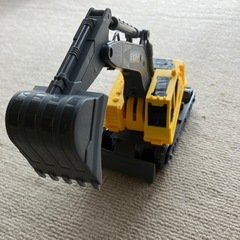 ①ショベルカー　おもちゃ　乗り物　音の画像