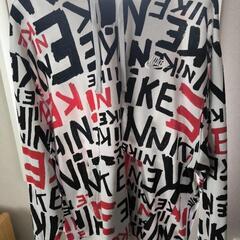 ナイキパーカー