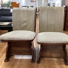 アンティーク回転チェア2脚セット【町田市再生家具】　250209