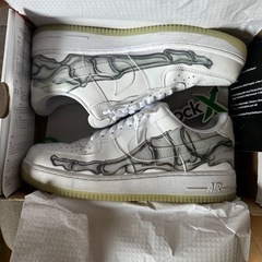 NIKE スケルトン