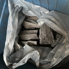 炭入りボックスの画像