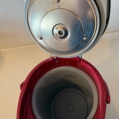 タイガー 電気ポット 2.2Lレッド蒸気レス魔法瓶の画像