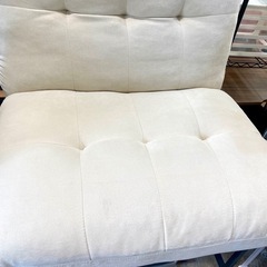 ：モルン【Moin】1人掛けソファ アイボリー かわいい 中古 座椅子 の画像