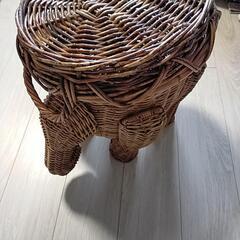 ラタン アニマルバスケット