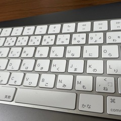 Apple 純正キーボードの画像