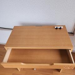ナチュラルウッドデスク 引き出し付き　ミッキーマウスの画像