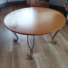 折りたたみテーブル