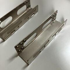 【値下げしました】【10円】3.5インチ→2.5インチマウントステーの画像