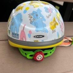 こども用の自転車ヘルメットの画像
