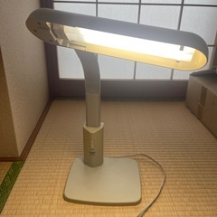 卓上ランプ