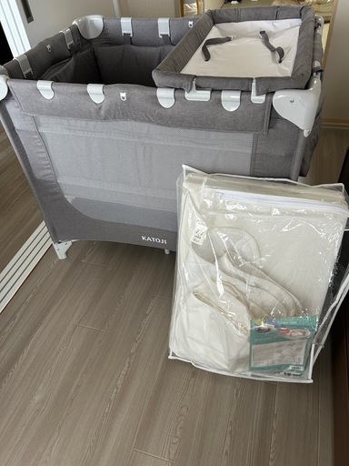 KATOJI ポータブルベビーベッド マットレス、カバー、おむつ替え 
