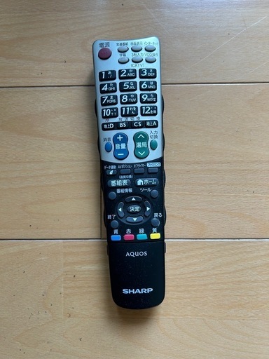 シャープ製 32型 液晶テレビ (slime) 光善寺のテレビ《液晶 シャープ製 32型 液晶テレビ (slime) 光善寺のテレビ《液晶