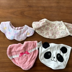 ベビー　スタイ　女の子　セット
の画像