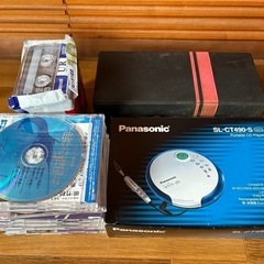 演歌？CD、カセットテープ、CDプレーヤー
