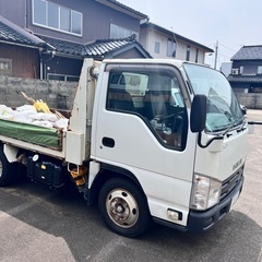 いすゞ２トンダンプの画像