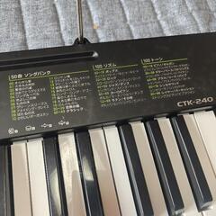 CASIO 電子ピアノの画像