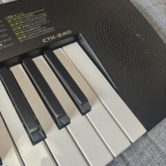 CASIO 電子ピアノの画像
